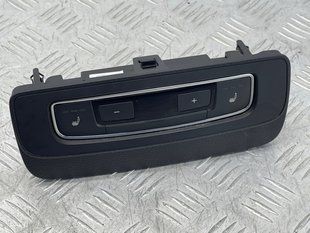 Панель керування підігрівом сидінь 4M0863289 Audi Q7