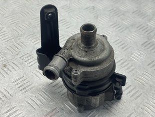 Насос системы охлаждения 4H0965567A Audi A6