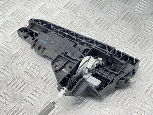 Кронштейн ручки Audi Q7