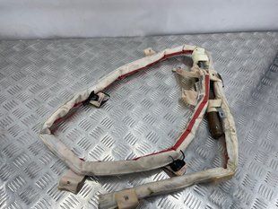 Шторка безпеки бічна / Airbag 4M0880742G Audi Q7
