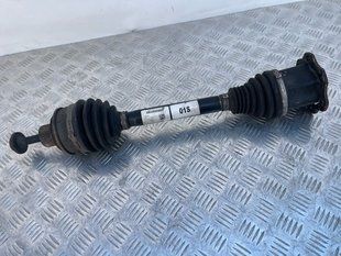 Піввісь 4M0407271D Audi Q7
