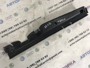 Накладка радіатора 4G0121292E Audi A6