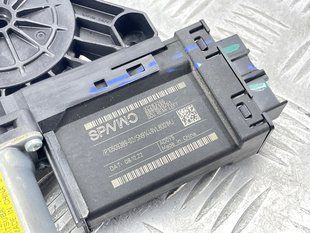Блок керування дверей 32283266 Polestar 2