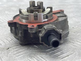 Вакуумный насос Audi A6