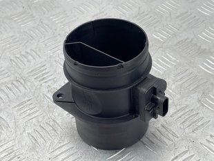 Датчик масового потоку повітря (MAF) 03L906461A Audi A6