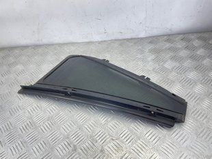 Бічне скло дверей 31352995 Volvo XC90