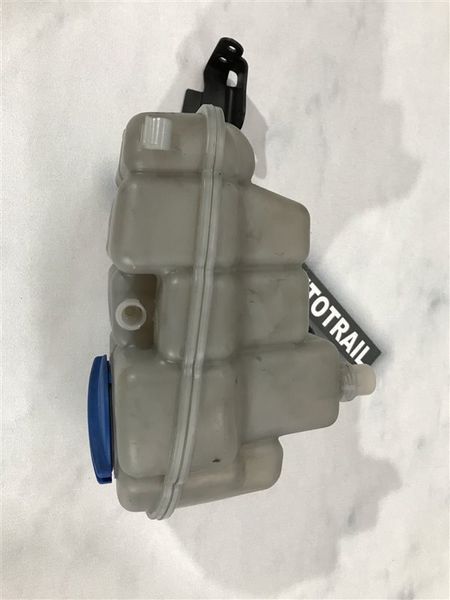 Розширювальний бачок 4G0121403G Audi A7 Audi A6, Audi A7, Audi RS7, Audi S6, Audi S7