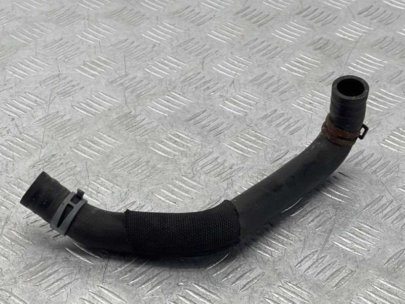Патрубок системы охлаждения 4GH0145922C Audi A6