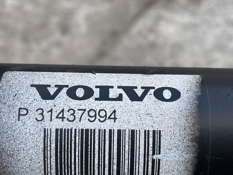 Карданный вал 31437994 Volvo XC60
