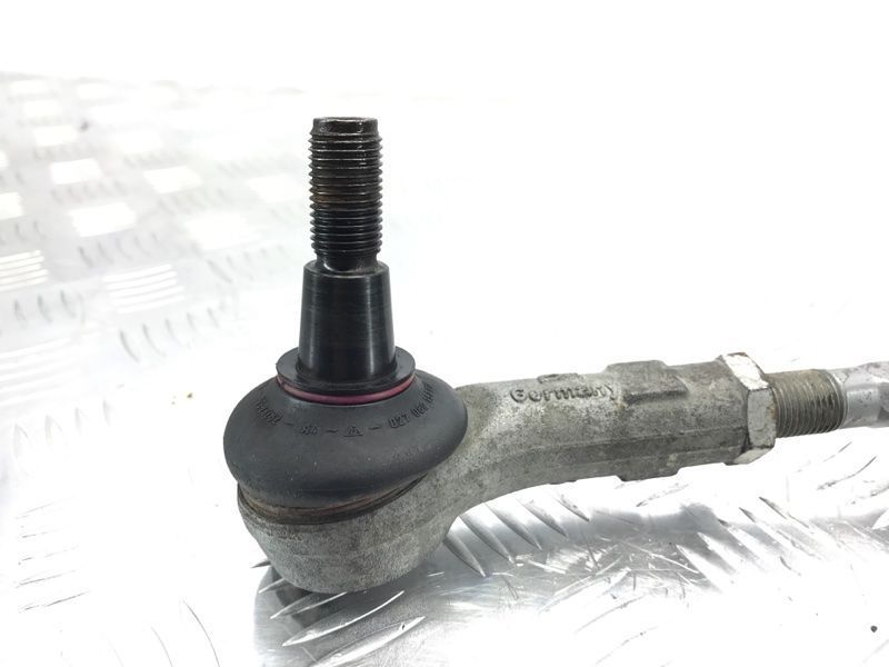 Рульова тяга з наконечником 7L0422804D Volkswagen Touareg