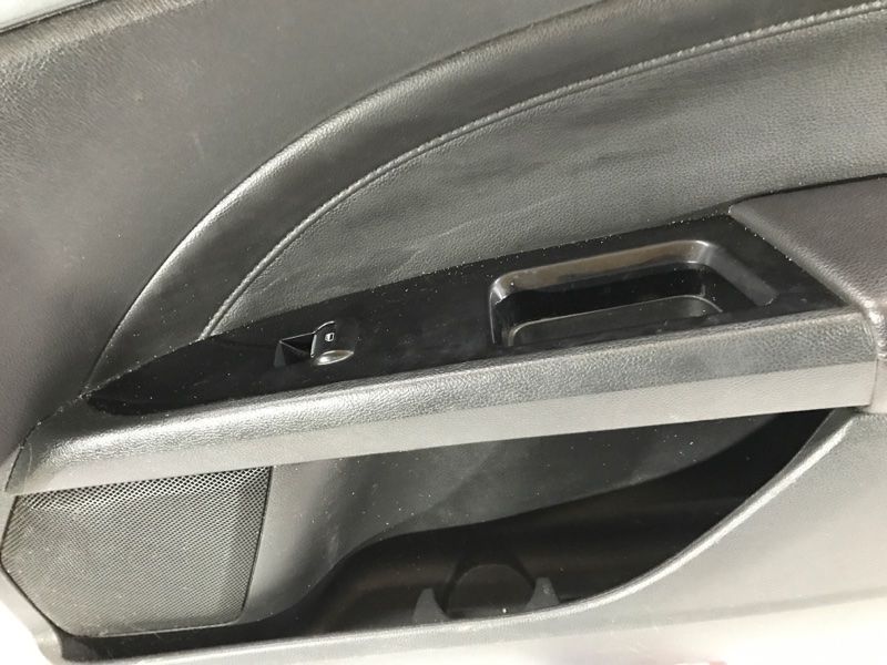 Карта / Обшивка двери Ford Fusion