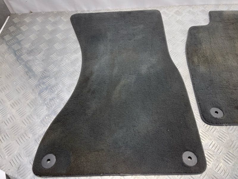 Килимки салону комплект 4G0864450QA5 Audi A6