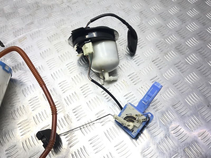 Паливний насос 7P0919679 Volkswagen Touareg