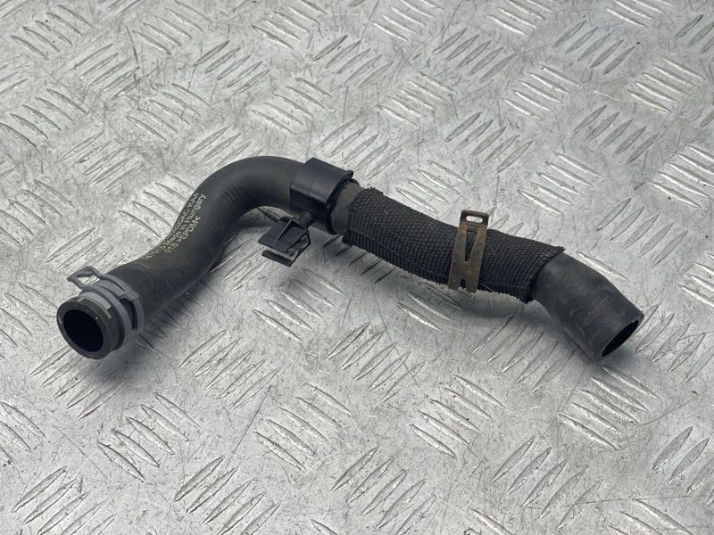 Патрубок 4M0145920AC Audi Q7