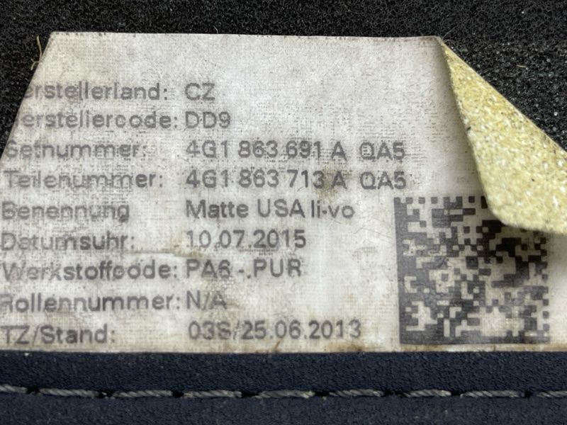 Килимки салону комплект 4G0864450QA5 Audi A6