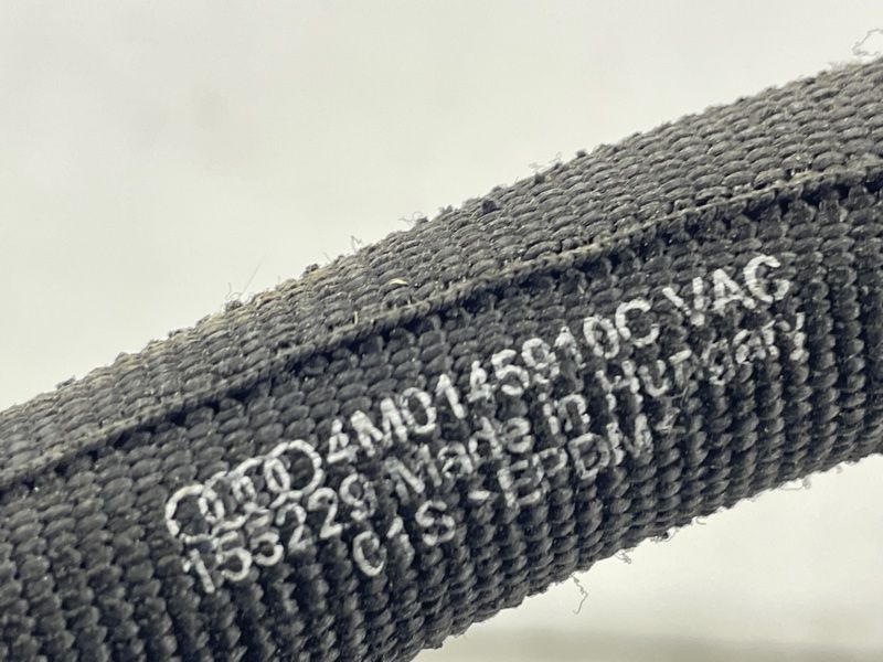 Шланг системи охолодження 4M0145910C Audi Q7