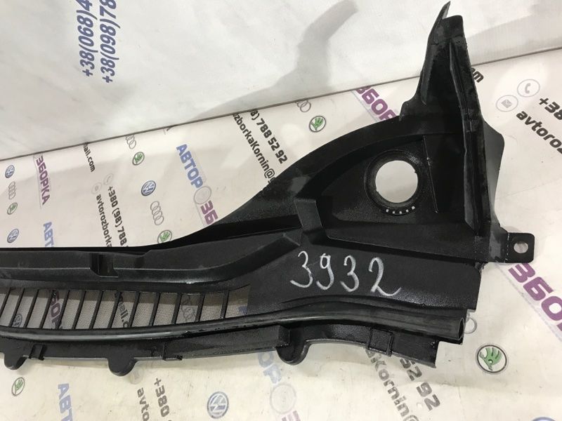 Жабо верхнє FT4BR02216BDW Ford Edge
