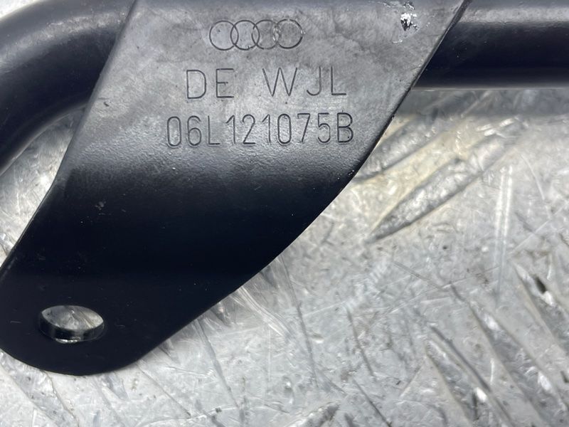 Трубопровод системы охлаждения 06L121075B Audi A6