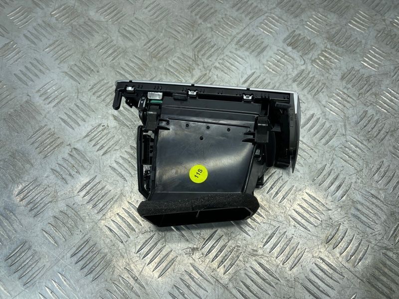 Дефлектор повітропроводу 4G1820902C6PS Audi A6