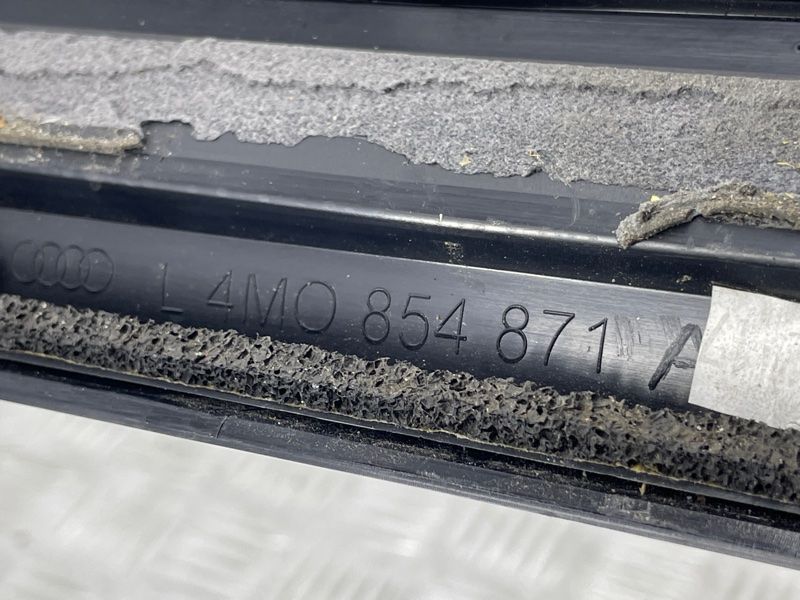 Спойлер багажника 4M0854871A5FQ Audi Q7