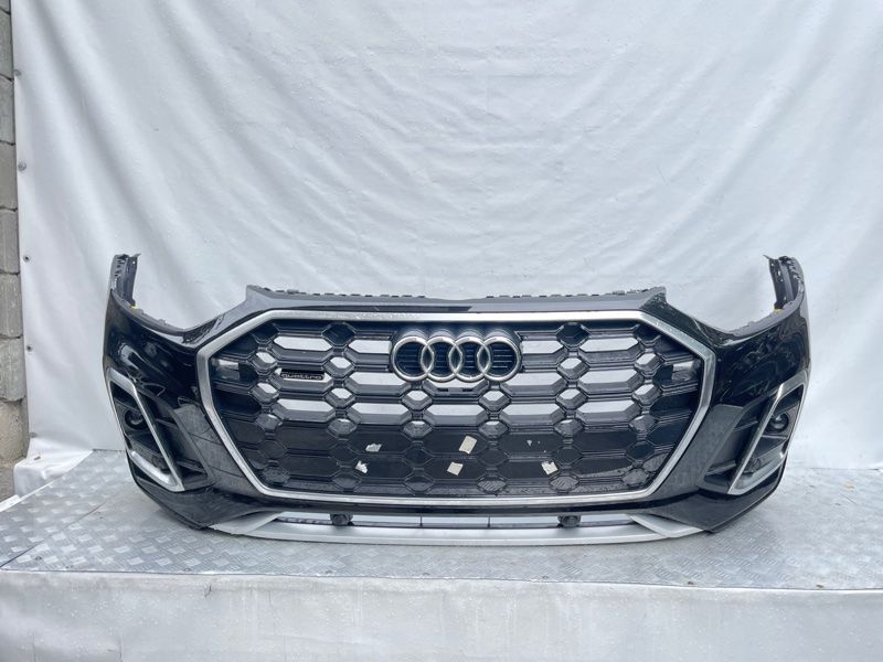 Бампер комплектний Audi Q5