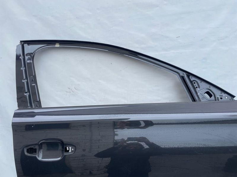 Двері 4H0831052B Audi A8