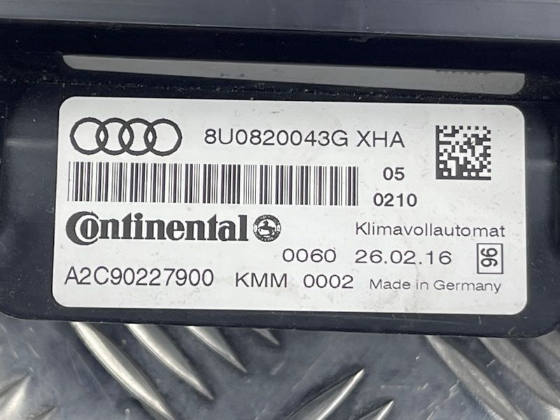 Панель керування клімат-контролем 8U0820043G Audi Q3