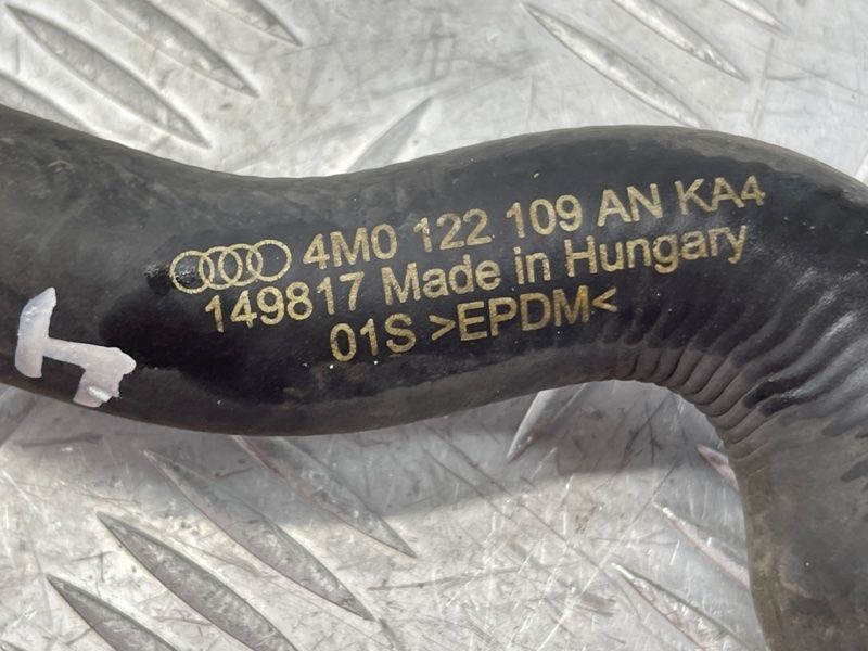 Патрубок 4m0122109an Audi Q7