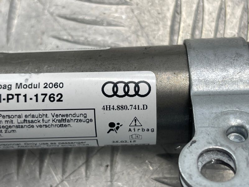 Шторка безпеки бічна / Airbag Audi A8