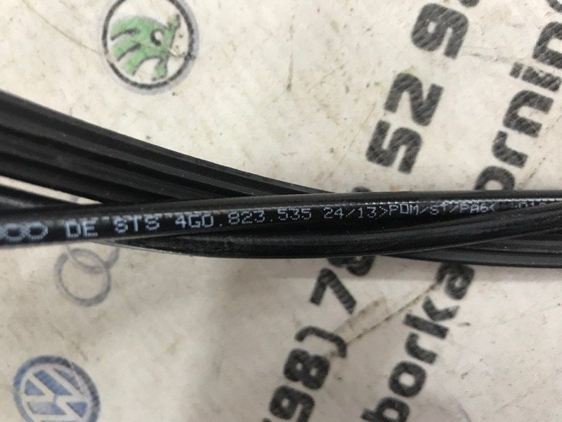 Трос капота 4G0823535 Audi A6