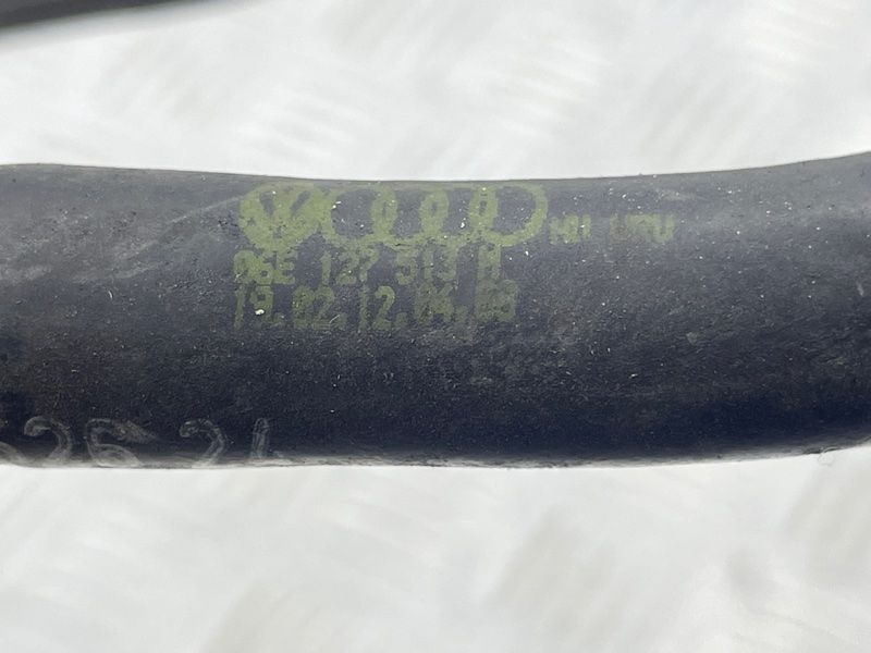 Топливопровод 06E127513M Audi Q7