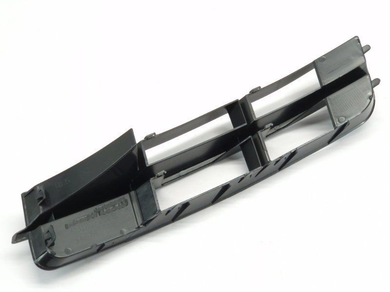 Решітка бампера 4L0807682B01C Audi Q7