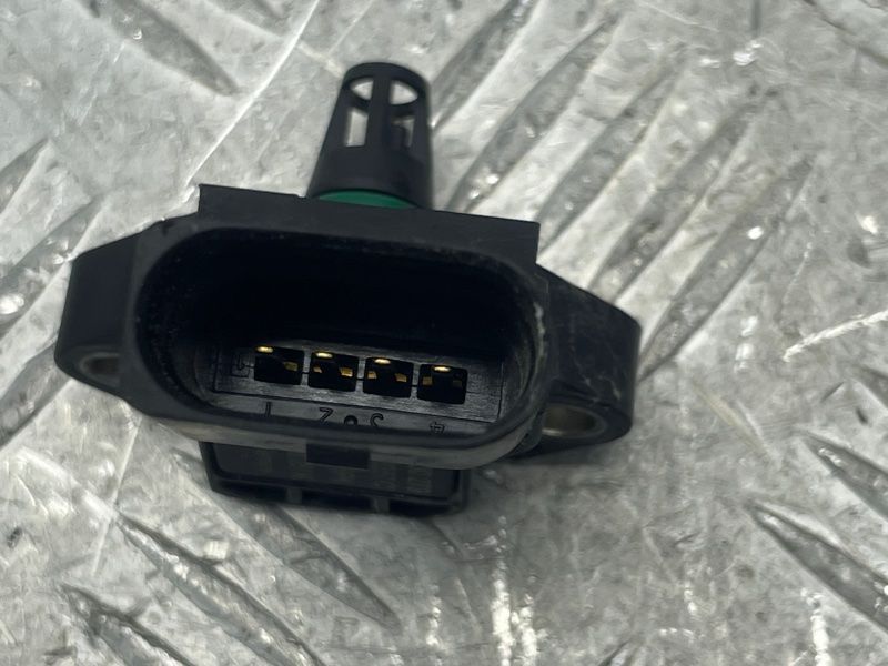 Датчик абсолютного тиску (MAP) 038906051K Audi S6