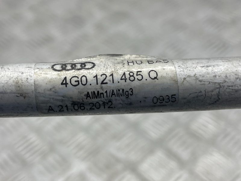 Трубопровід системи охолодження 4G0121485Q Audi A6