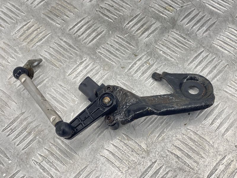 Датчик положення кузова 8R0941309C Audi A6
