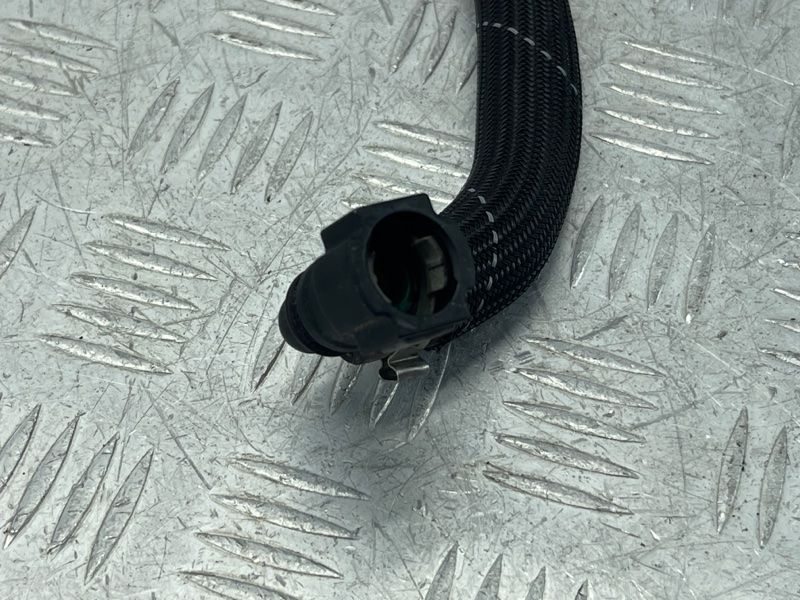 Трубка вакуумна 4G0611931BA Audi A6