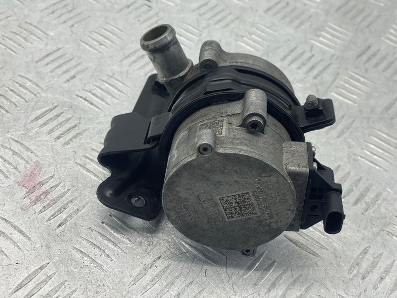 Насос системи охолодження 4H0965567A Audi A6