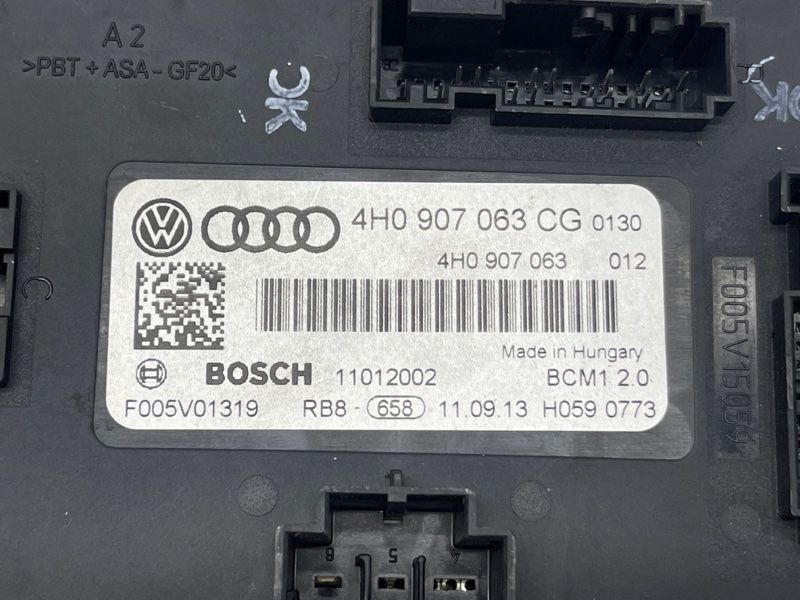 Блок керування бортовою мережею Audi A6