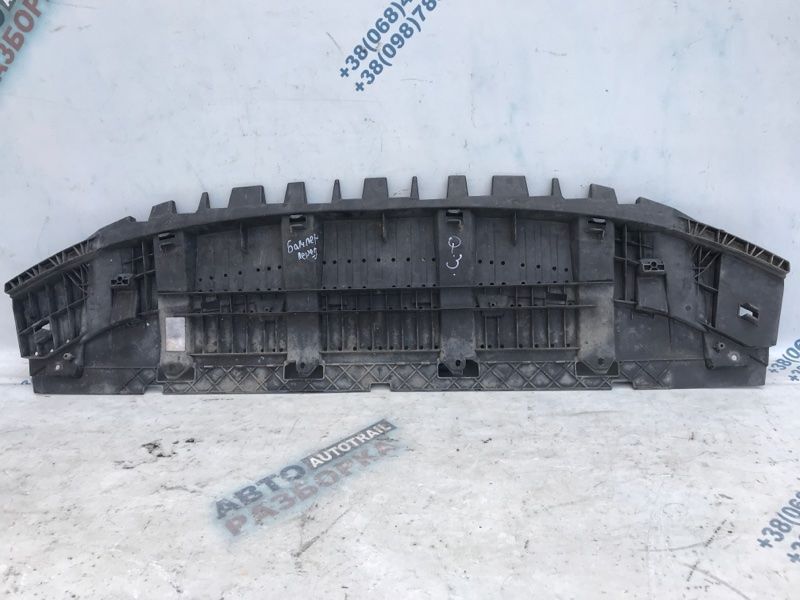 Захист бампера 8U0807233H Audi Q3