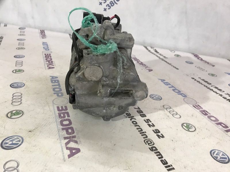 Компресор кондиціонера 4E0260805AR Audi Q7