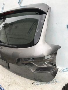 Кришка багажника 4L0827023B Audi Q7