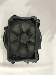 Сабвуфер BOSE 4G5035709 Audi A6