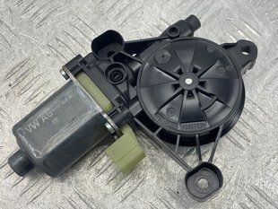 Мотор стеклоподъемника 8W0959801 Audi Q7