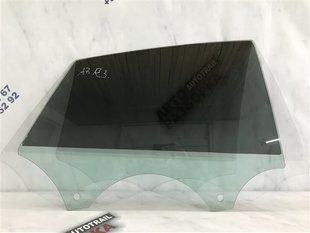 Стекло двери 4G8845206A Audi A7