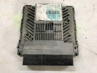 Блок керування двигуном 4G0907551A Audi A7
