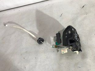 Замок передніх дверей 8J1837016D Audi Q7