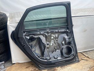 Двері 4H4833051D Audi A8