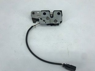Замок капоту 7P6823509 Volkswagen Touareg
