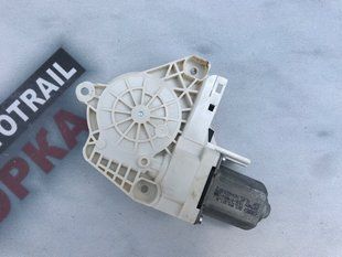 Електродвигун склопідйомника задній лівий 8K0959811A Audi Touareg Audi A4, Audi A4 Allroad, Audi A6, Audi Q3, Audi Q5, Audi S4, Audi S6, Audi SQ5, Porsche Cayenne, Volkswagen Touareg