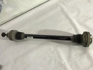 Піввісь 4M0501203D Audi Q7